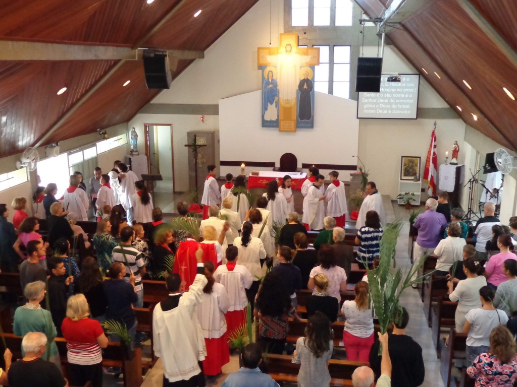 Missa de Ramos na comunidade São Vicente Pallotti