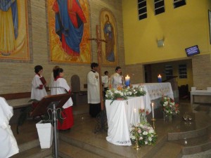 Padre Marcelo presidiu a missa